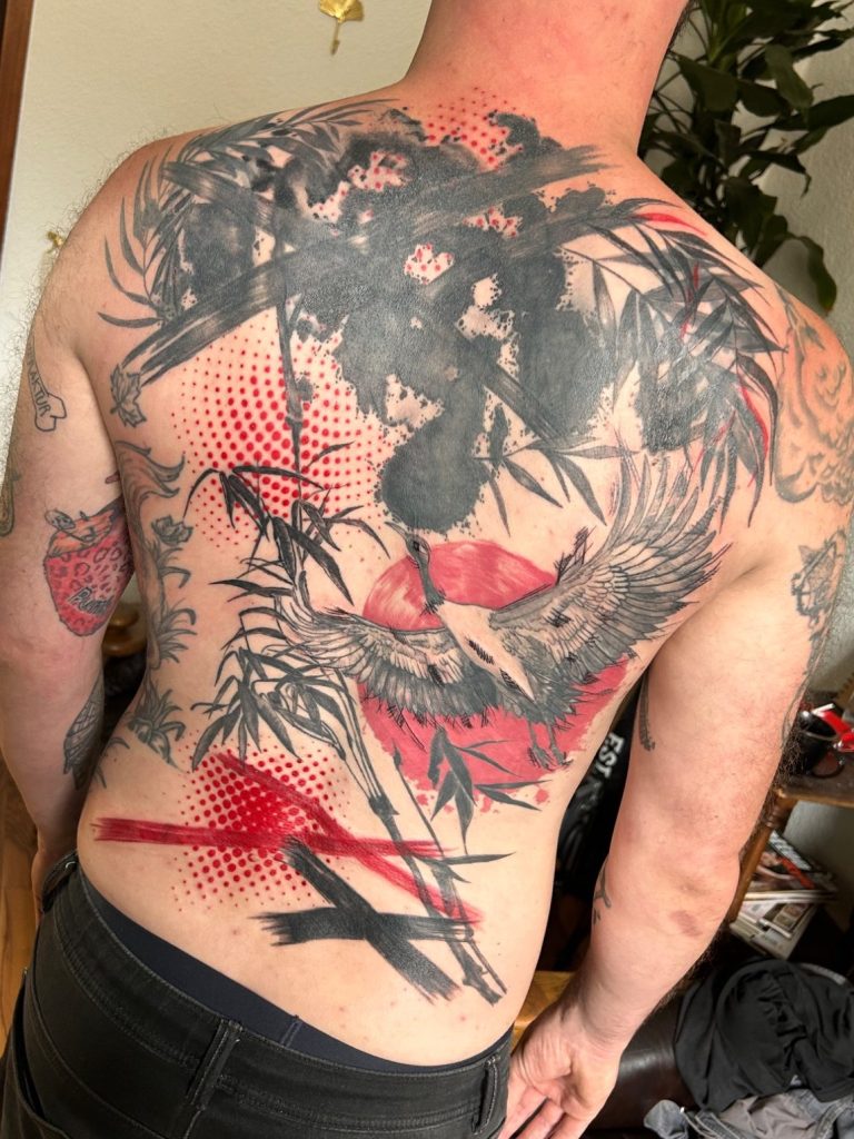 Fertiges großflächiges Rücken Cover-up Tattoo nach vollständiger Überarbeitung